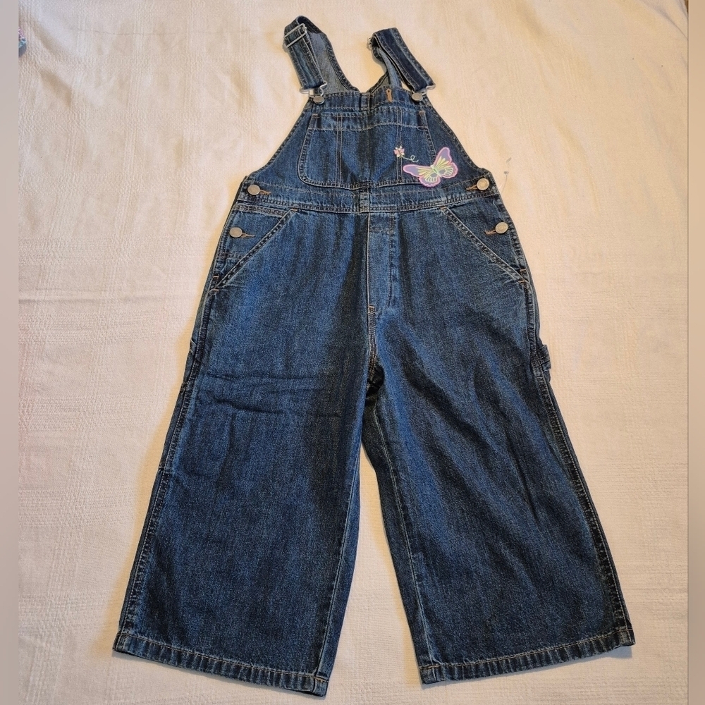 Gap Factory girls size Medium or 8 knee length overall shorts, New no tags